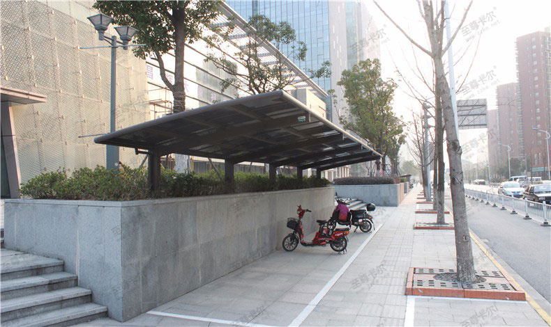 電動車車棚（péng）材料到（dào）底哪種好?