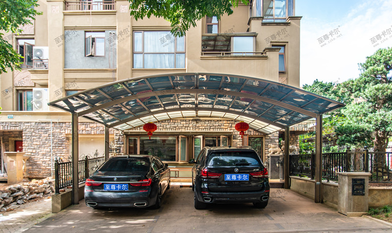 別墅（shù）停車棚.jpg