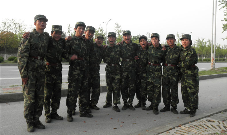 2010年4月（yuè）我們在軍（jun1）訓