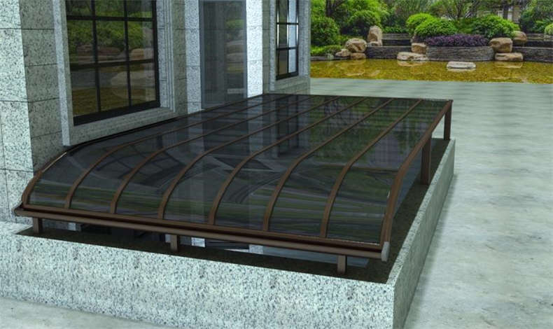 小區天井雨棚用什麽材質好？