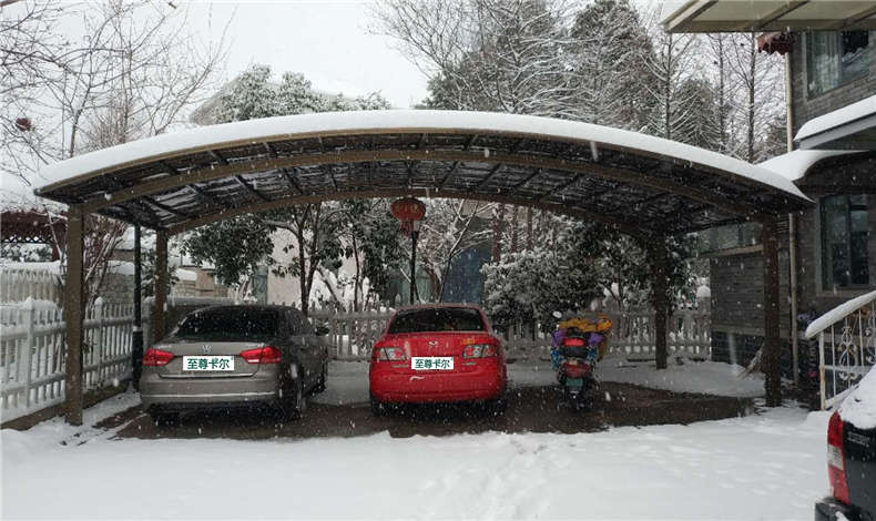 大雪才（cái）是檢驗（yàn）車棚品質的（de）標準（zhǔn） 