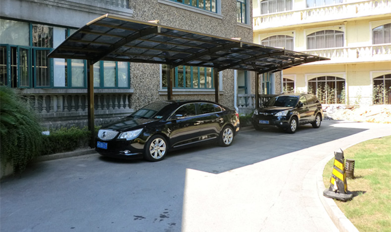 如何（hé）選擇鋁合（hé）金車棚？