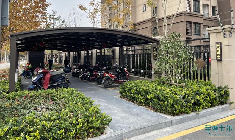 自行車棚生產廠家怎麽選？自行車車棚圖片大全？